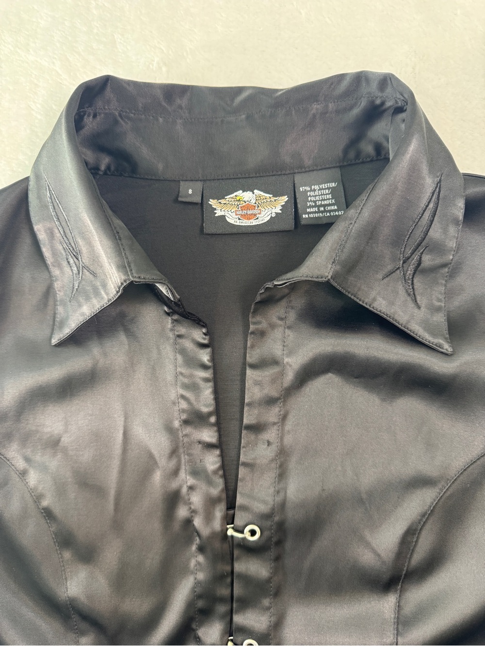Vintage 2005 Harley-Davidson Black Satin Embroidered Hook Eye Shirt Women’s S - Picture 5 of 13